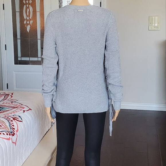 MICHAEL KORS Longsleeve Gray Sweater - Picture 12 of 15
